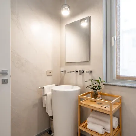 Sunshine - Luxury Property, With Pool & Large Private Garden, Few Steps From The Beach, Ideal For Families, Large Groups And People With Mobility Issuess *